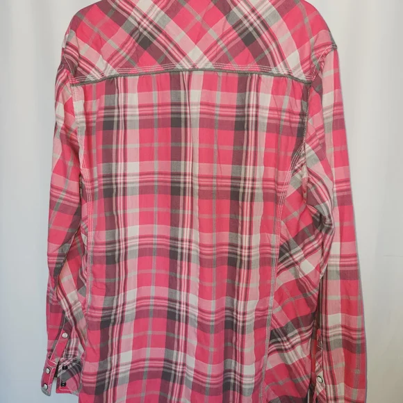 BKE Pink and Gray Plaid Shirt - Picture 5 of 5